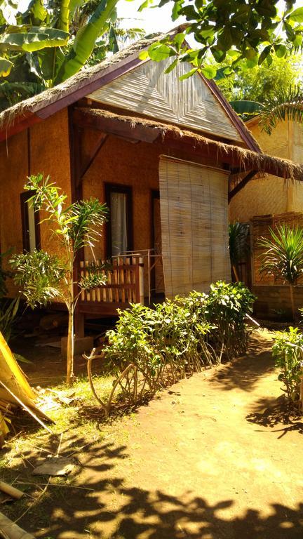 Lima Bintang Otel Gili Trawangan Dış mekan fotoğraf
