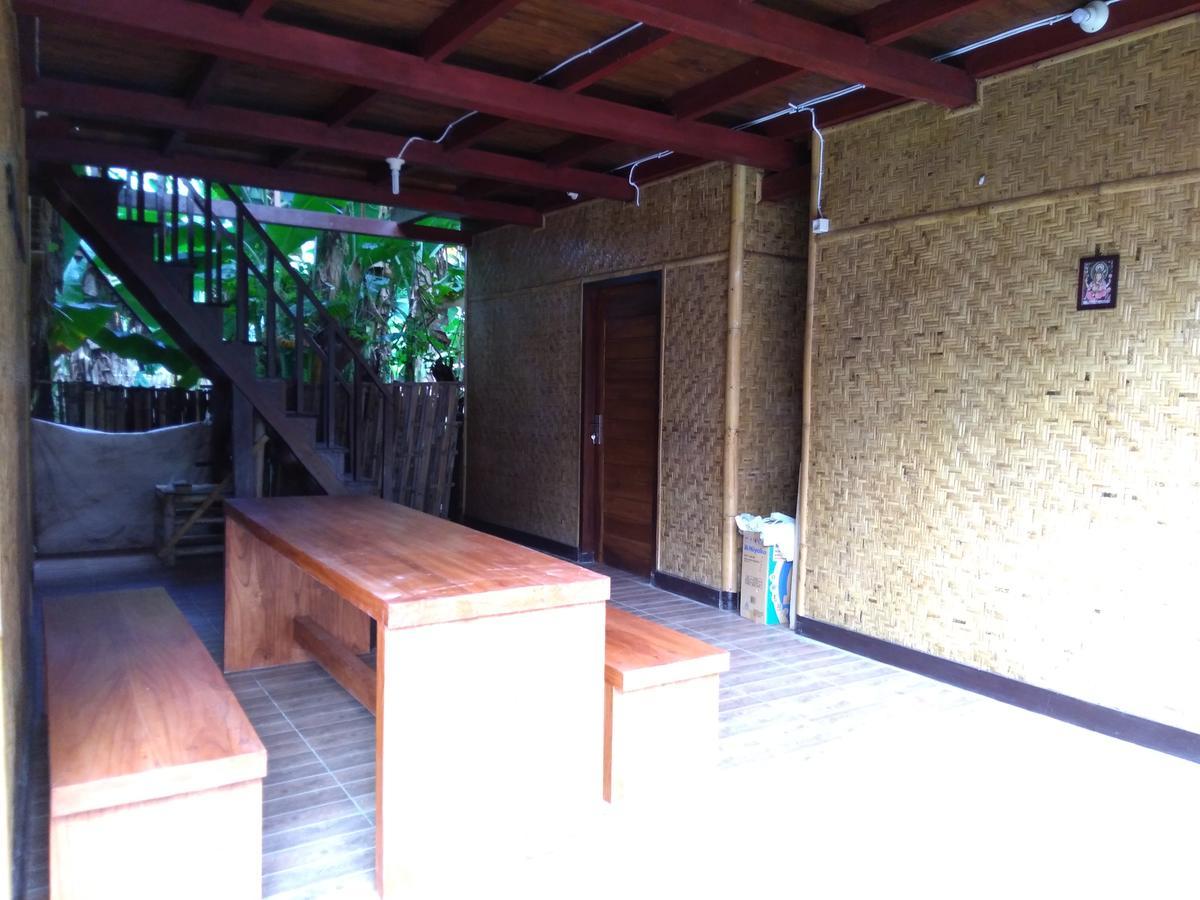 Lima Bintang Otel Gili Trawangan Dış mekan fotoğraf